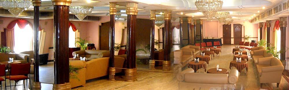 Empires Hotel Puri Bagian luar foto