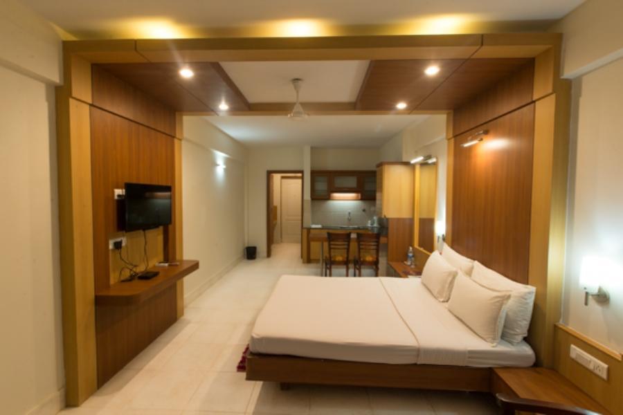 Empires Hotel Puri Bagian luar foto